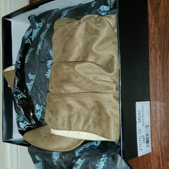 Bellini Boots - Picture 6 of 7